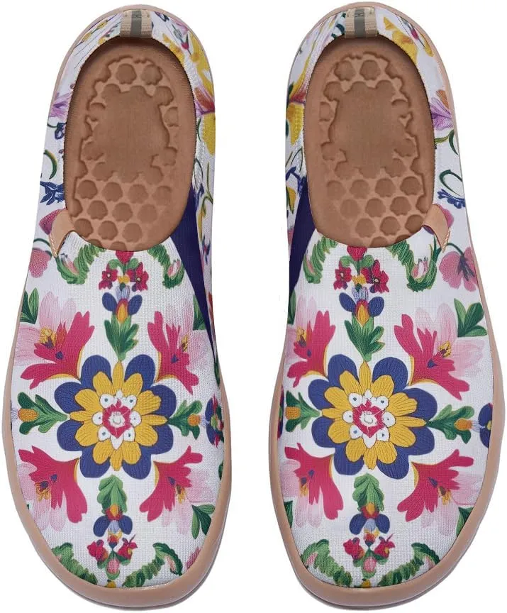 Women's Art Illustration Slip-on Shoes Vibrant Floral Casual Loafers Lightweight Comfortable Travel Footwear